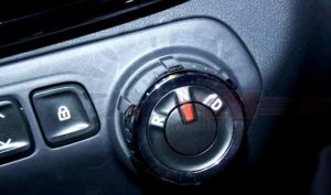 Renault Kwid Matic AMT segera Hadir, Pake Kenop Putar di Dashboard