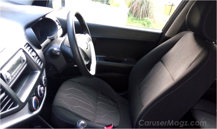 Tips Menjaga Kebersihan Interior Mobil