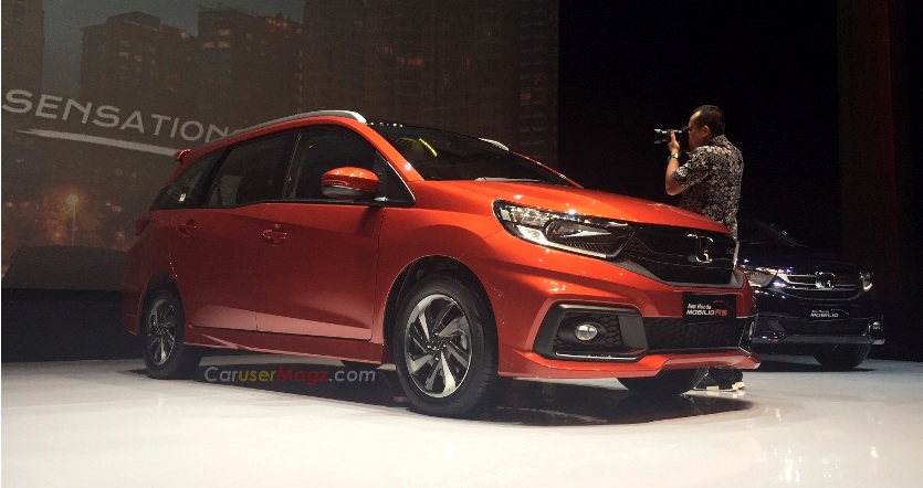 honda mobilio facelift 2017 vs 2016