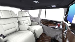 Modifikasi Interior Innova ‘Lounge Ultimate’ Semewah Kabin Jet Pribadi