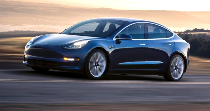 Tesla pecat ratusan karyawan karena Model 3