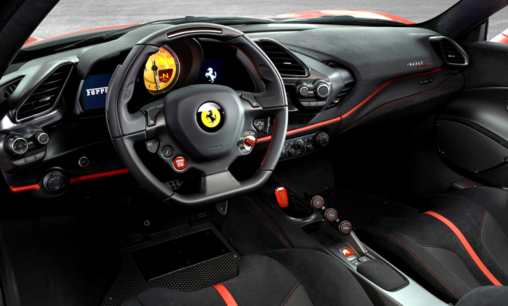Ferrari 488 Pista - interior dashboard