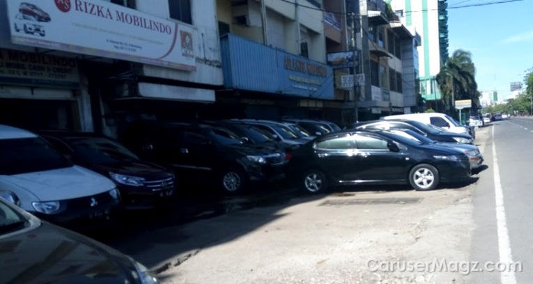 Harga Mobil Bekas Turun - menjelang lebaran
