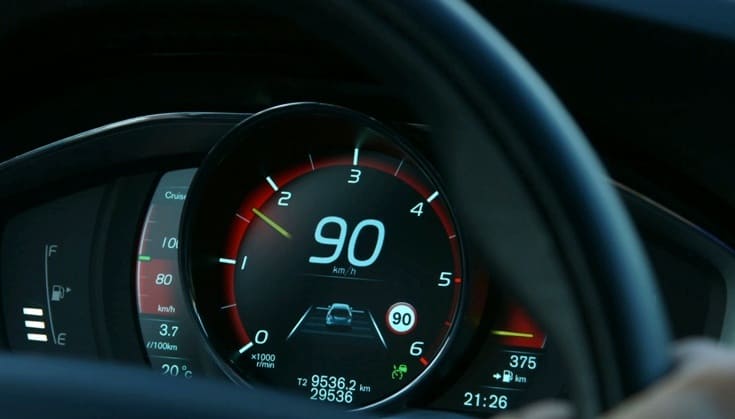 Kecepatan Mengemudi Ideal untuk Hemat BBM