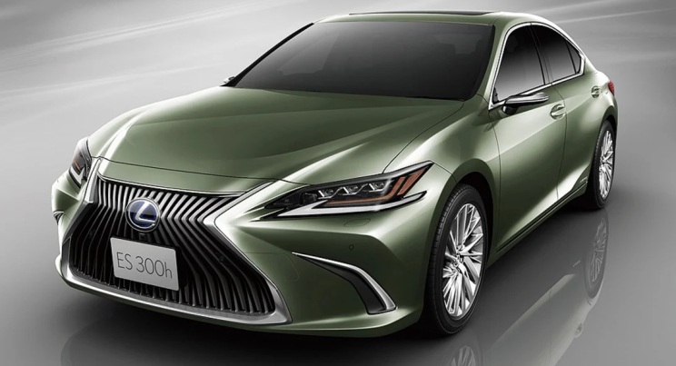 Lexus ES 2019 dengan Spion Mirror Less