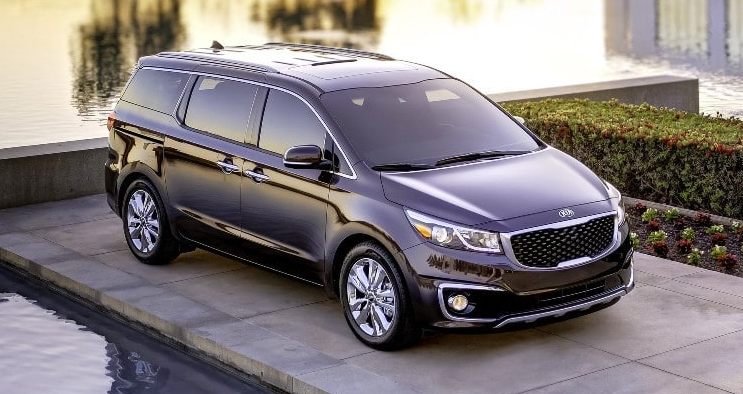 Kia Sedona - Mobil paling nyaman di Indonesia