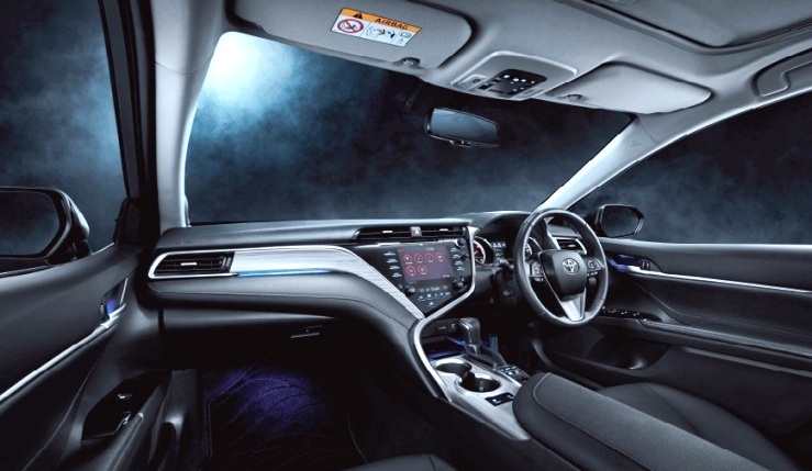 Interior Toyota Camry Indonesia 2019 Generasi-8 - Dashboard