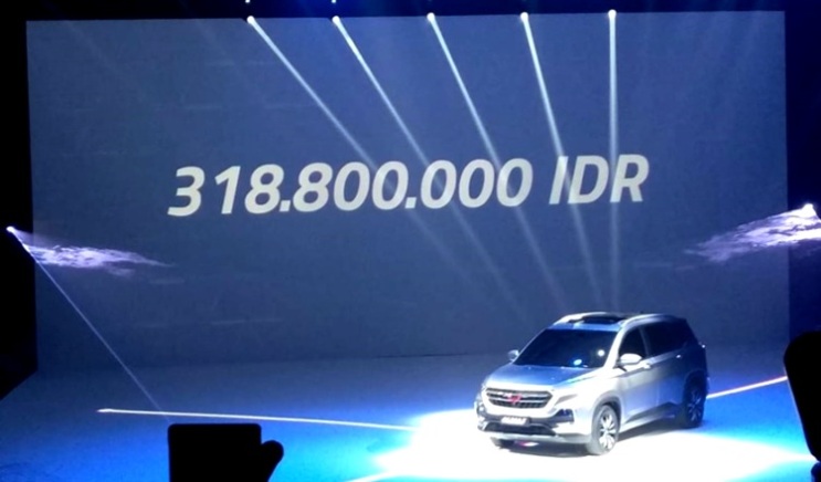 Harga Wuling Almaz Resmi Diumukan - 318,8 Juta Rupiah