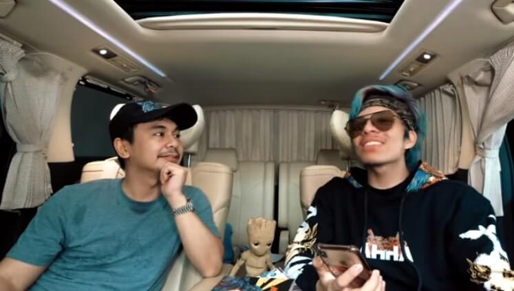 Atta Halilintar Bongkar Mobil Raditya Dika