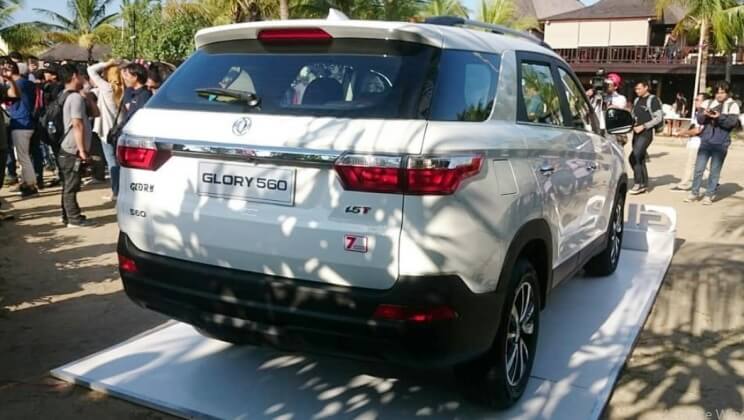 DFSK Glory 560 Indonesia - tampak belakang