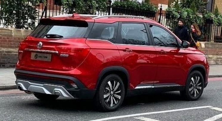 MG Hector Side and Rear Look - Wuling Almaz versi India