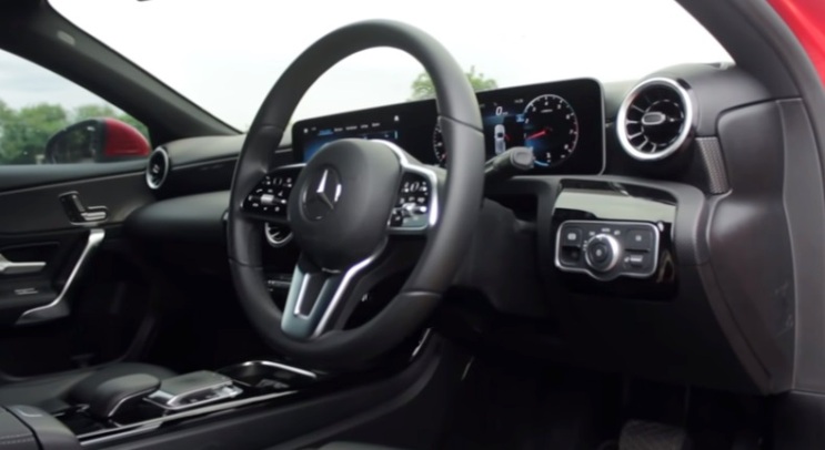 Review Mercedes Benz A200 Progressive Line 2019 Indonesia - Interior