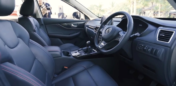 DFSK Glory 560 - Kabin yang Premium