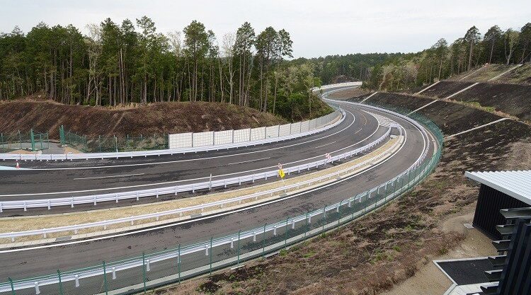 Toyota Bangun Sirkuit Mini Nurburgring