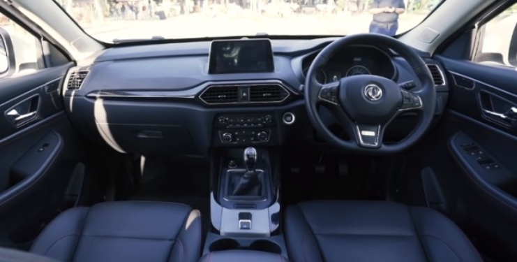 Interior DFSK Glory 560 - Dashboard