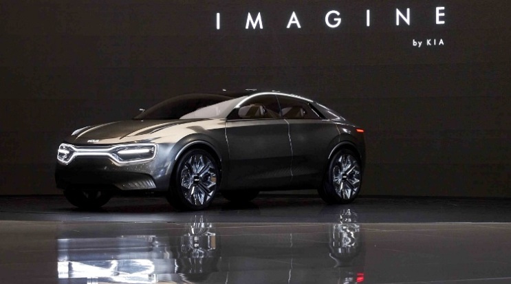 KIA SUV EV with new Logo