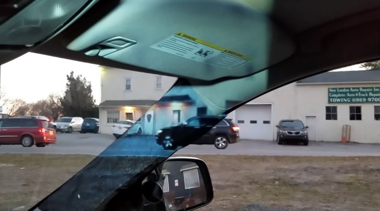 Invisible Pillar - Pillar Mobil tembus pandang, temuan siswi 14 tahun