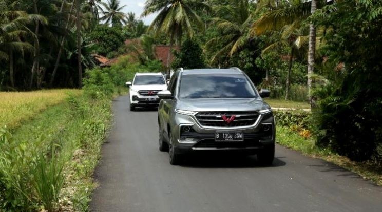 Seberapa irit konsumsi bbm Wuling Almaz