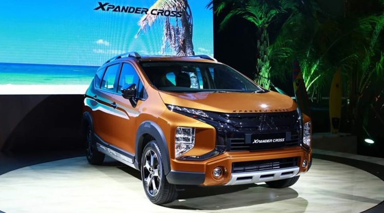 Xpander Cross Premium Package - Beda Varian Tertinggi
