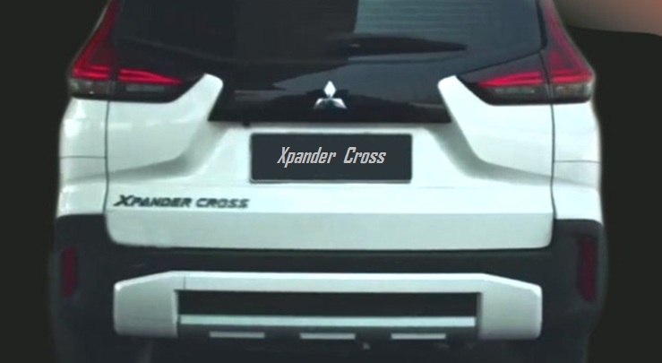 Xpander Cross Tampak Belakang