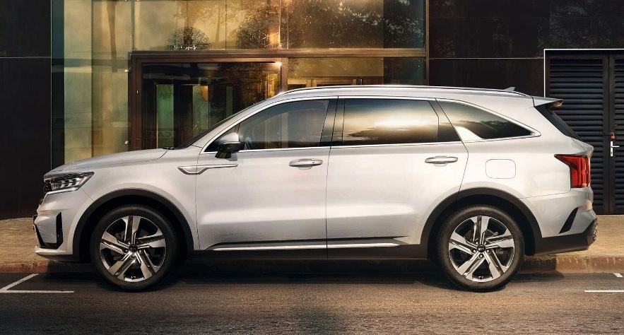 Kia Sorento 2021 - Gambar Resmi Tampak Samping