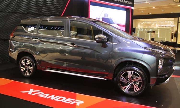 Mitsubishi Xpander Facelift 2020 - Tampak Samping dengan Velg Baru