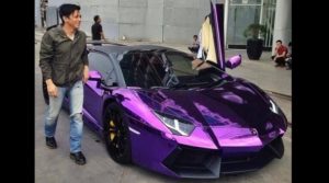 Koleksi Mobil Ariel NOAH Tidak Banyak tapi WOW!