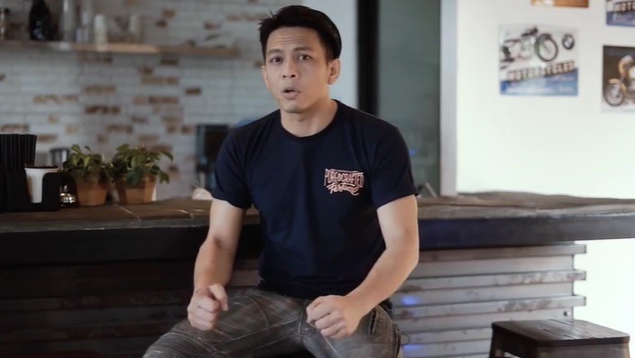 Ariel Noah saat menjelaskan passion-nya pada dunia otomotif roda dua