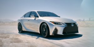 Lexus New IS Debut Global, Sedan Sport RWD yang Fun-to-Drive tapi Tetap Nyaman