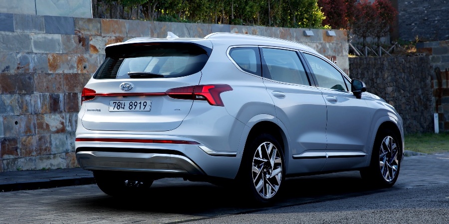 Hyundai Santa Fe 2021 facelift - Rear Right