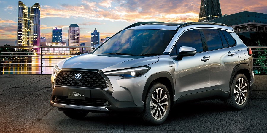 Toyota Corolla Cross - Tampak Depan Samping