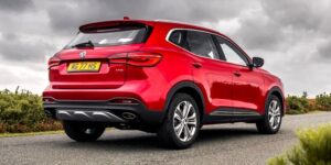 MG HS Indonesia Disebut Tantang Honda CR-V dan Mazda CX-5, Oou..Really?