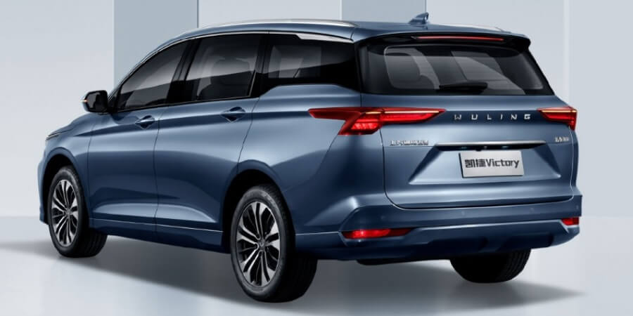 Wuling Victory Tampak Belakang