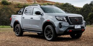 Nissan Navara Facelift 2021 Debut Global, Simak Perubahan Eksterior Interior dan Fiturnya!