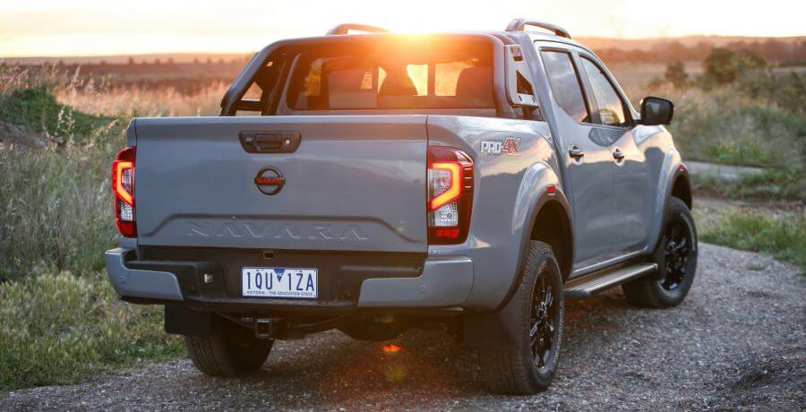 Nissan Navara 2021 Facelift - Tampak Belakang
