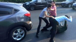 Kelakuan Pengendara +62 yang Menjengkelkan dan Membahayakan Pengguna Jalan Lain