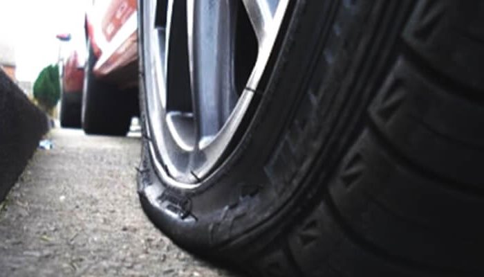 TPMS memantau ban kempes