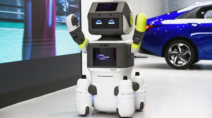 Robot Hyundai dengan Ekspresi Ramah