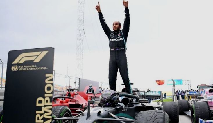 Lewis Hamilton Perpanjang Kontrak 2021