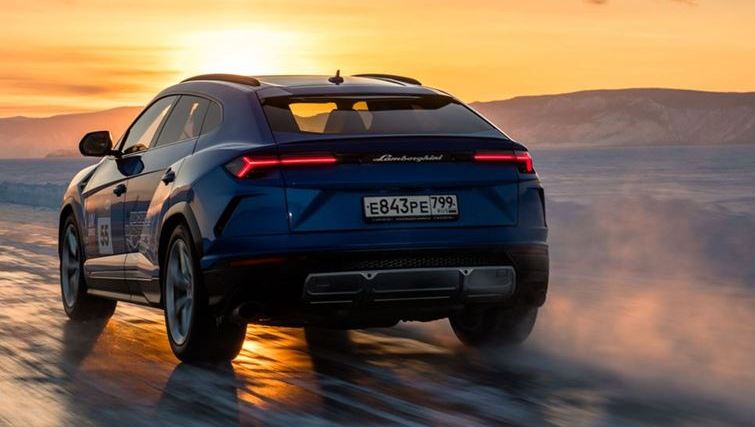 Urus Highest Speed Record