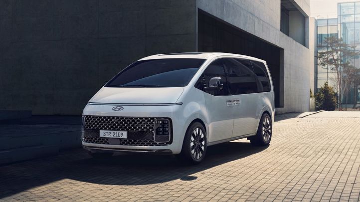 Hyundai Staria - Eks.3