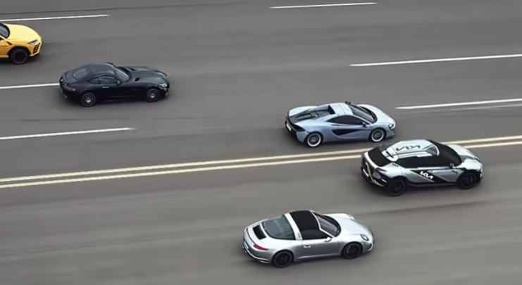 Drag race Kia EV6 GT Kalahkan Supercar Ferrari dan Lamboghini