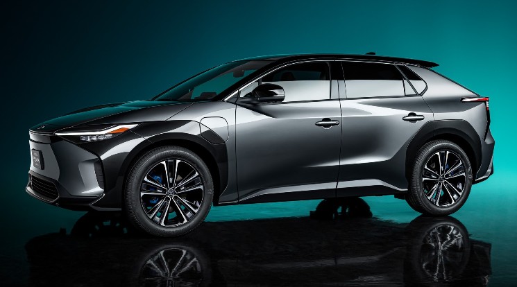 Toyota bZ4X Concept - Official Side Front