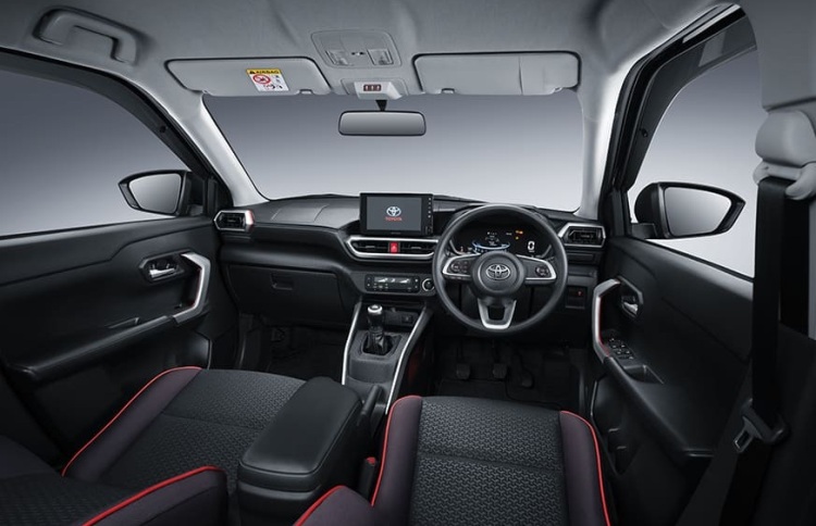 Interior Compact SUV canggih