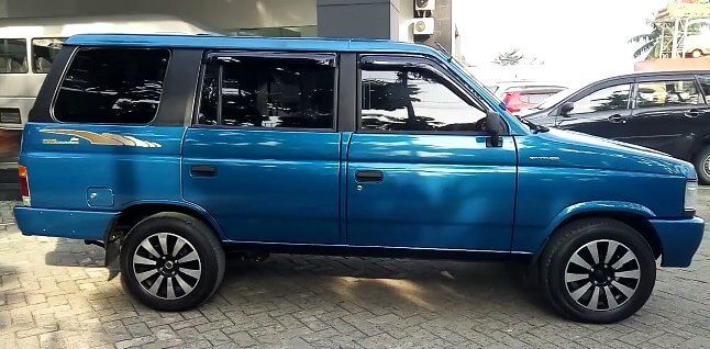 Isuzu Panther Royal 2000