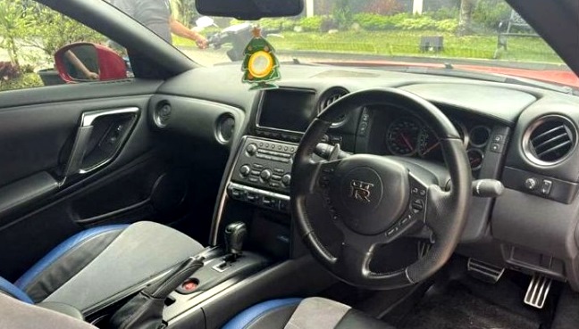 Interior Nissan GT-R 2013