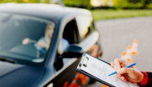 Tips Berkendara Hemat BBM, Cara Nyetir Mobil ECO Driving yang Benar!