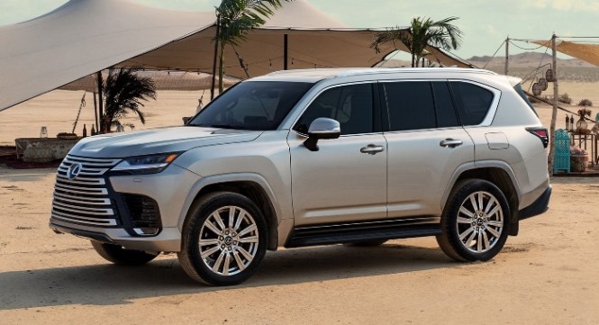 Lexus LX 600 - Tampak Samping Depan