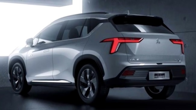 Mitsubishi Airtrek EV Concept - Tampak Belakang