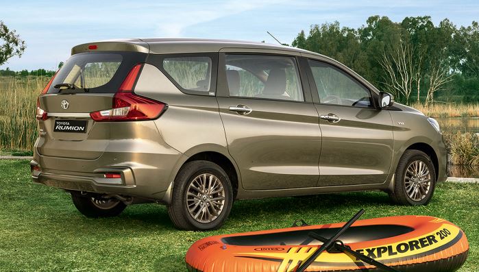 Toyota Rumion 2022 - Rebadge Ertiga - Tampak Belakang